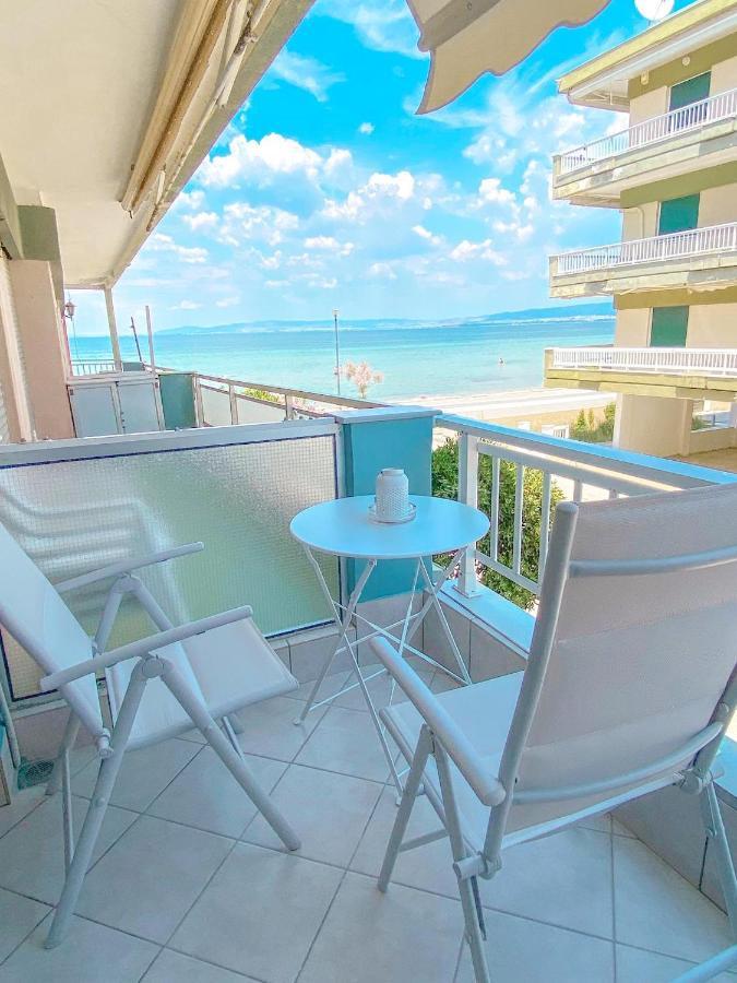 A Wonderful In Front Of The Sea! Appartement